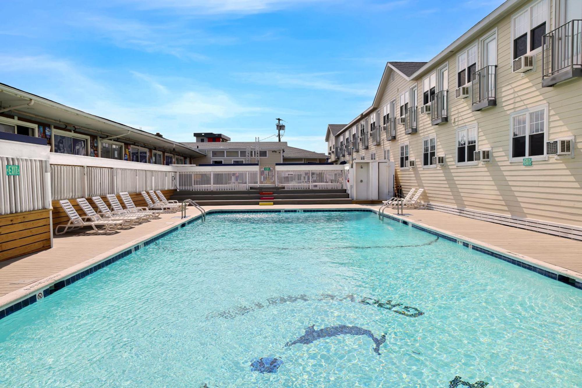 Grove Hotel Cherry Grove Exterior photo
